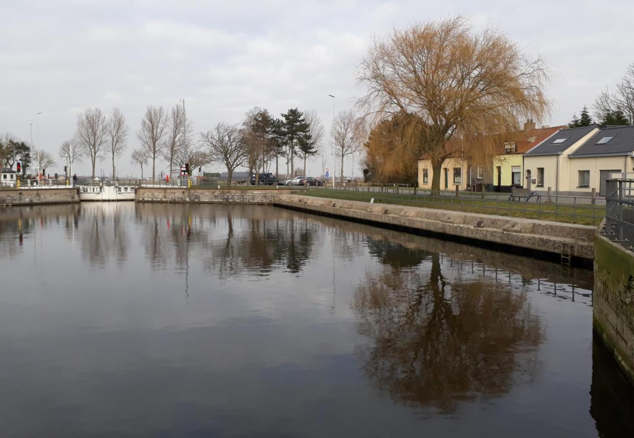 Вилла Vakantiehuis Plassendale Уденбург Экстерьер фото
